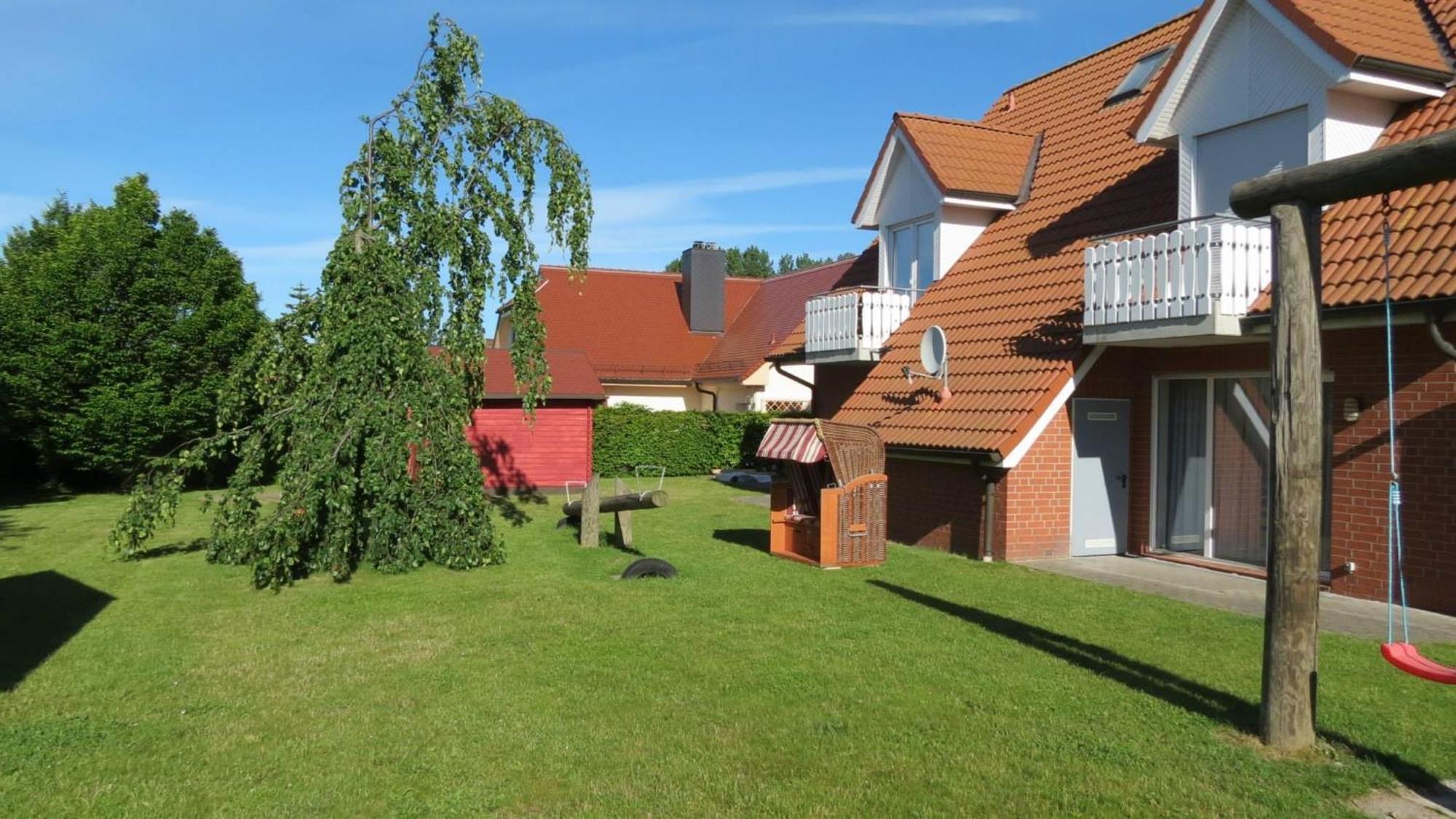 Ferienwohnungen Wiek, Haus Luv & Lee Wiek auf Rügen Exterior foto